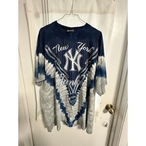 VintageNew York Yankees Tshirt T Shirt Mens Size XLarge 25"x30"